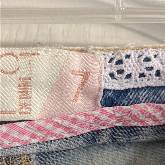 Light Wash Denim Shorts - Picture 7 of 12